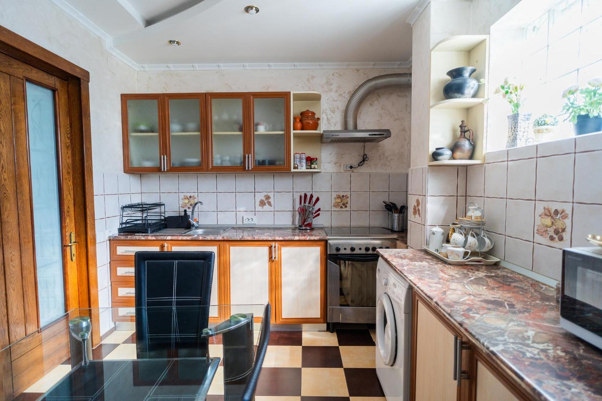 Luxurious Villa With Lush Garden And Huge Terrace Near Herastrau Park Bucureşti Ngoại thất bức ảnh